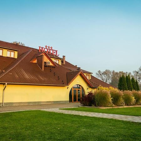 Zajazd U Dziadka Ополе Экстерьер фото