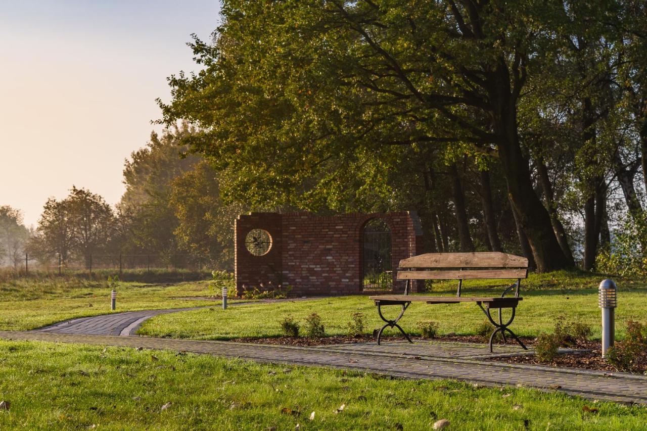 Zajazd U Dziadka Ополе Экстерьер фото